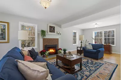 18 Holbrook Road, Bedford, NH 03110 - Photo 11