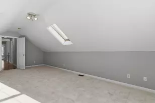 18 Holbrook Rd, Bedford, NH 03110 - Photo 31