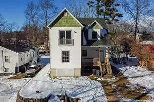 17 Trues Pkwy, Sandown, NH 03873 - Photo 1