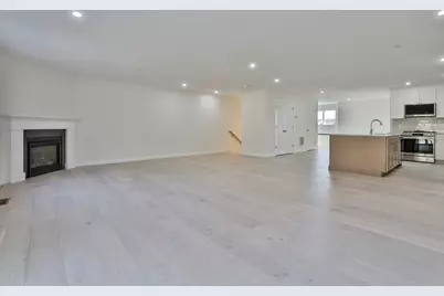 11 Autumn Lane, Raymond, NH 03077 - Photo 5