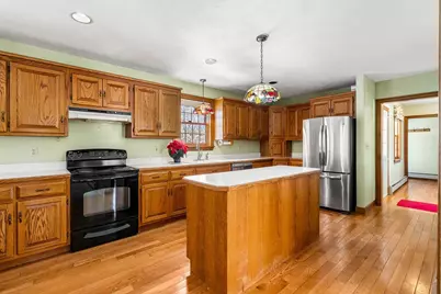 13 Madison Avenue, Kingston, NH 03848 - Photo 9