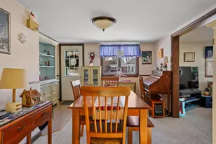 31 Libbey St, Goffstown, NH 03102 - Photo 7