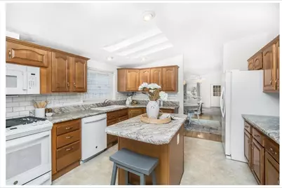 80 Ledgewood Way, Manchester, NH 03104 - Photo 17