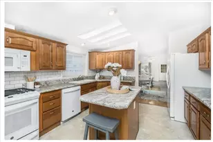 80 Ledgewood Way, Manchester, NH 03104 - Photo 17