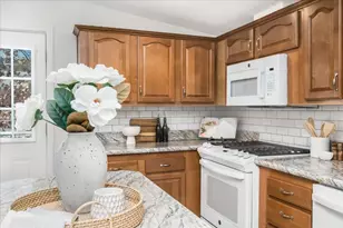 80 Ledgewood Way, Manchester, NH 03104 - Photo 13