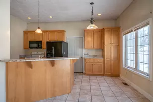 69 Patterson St, Manchester, NH 03102 - Photo 11