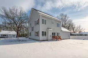 69 Patterson St, Manchester, NH 03102 - Photo 3