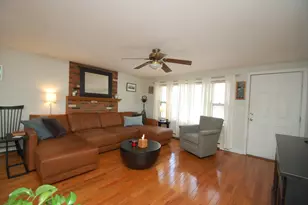 8 Teaberry Ln, Bedford, NH 03110 - Photo 5