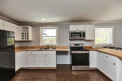 127 Holbrook Avenue, Swanzey, NH 03446 - Photo 7