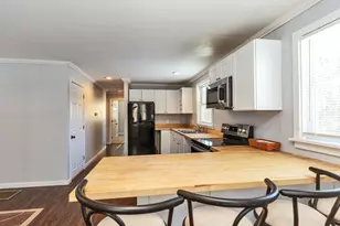 127 Holbrook Ave, Swanzey, NH 03446 - Photo 11