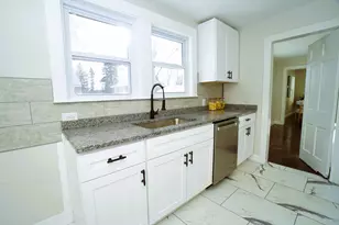 2 Kirk St, Nashua, NH 03064 - Photo 19