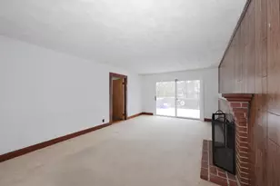 30 Baker St, Hudson, NH 03051 - Photo 15