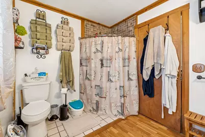 724 South Windsor Street, Royalton, VT 05068 - Photo 17