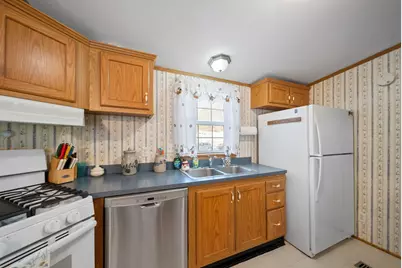 6 Adams Street, Epsom, NH 03234 - Photo 9