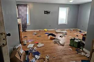 409 Sullivan St, Claremont, NH 03743 - Photo 7