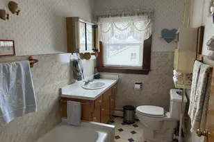 407 Coos St, Berlin, NH 03570 - Photo 17