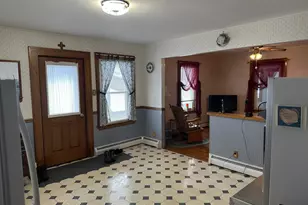 407 Coos St, Berlin, NH 03570 - Photo 3