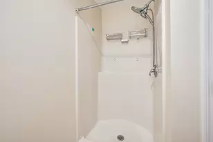 172 Ledge St, Nashua, NH 03060 - Photo 25