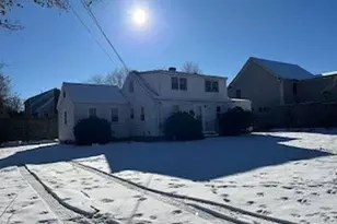 1360 Woodbury Ave, Portsmouth, NH 03801 - Photo 3