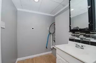 81 Theophile St, Manchester, NH 03102 - Photo 27