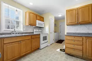 76 Skyview Dr, Farmington, NH 03835 - Photo 17