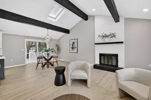 5 Heron Dr, Londonderry, NH 03053 - Photo 9