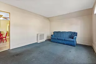 427 Wilson St, Manchester, NH 03103 - Photo 29