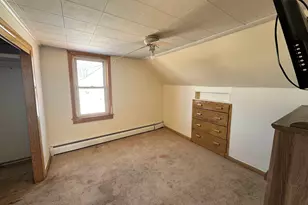 642 Howland St, Berlin, NH 03570 - Photo 25