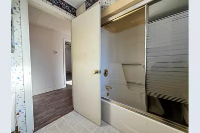 642 Howland Street, Berlin, NH 03570 - Photo 13