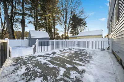 1093 Cilley Road, Manchester, NH 03103 - Photo 5