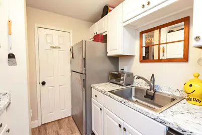 147 Beech Street, Manchester, NH 03103 - Photo 9