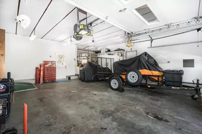 1100 Goffstown Road, Manchester, NH 03102 - Photo 29