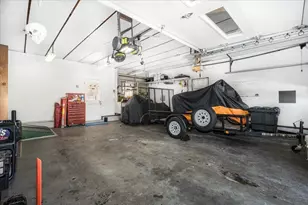 1100 Goffstown Rd, Manchester, NH 03102 - Photo 29