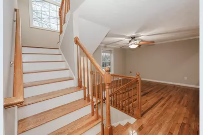 92 Roseanne Lane, Manchester, NH 03103 - Photo 17