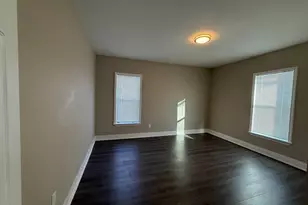 347 Spruce St, Manchester, NH 03103 - Photo 9