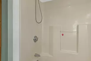 18 Jewett St, Laconia, NH 03246 - Photo 23