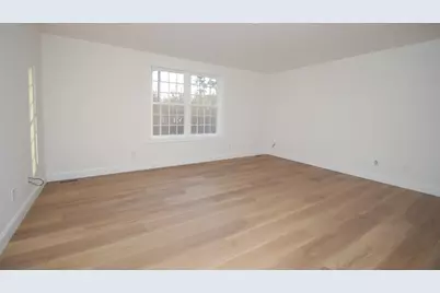 27A Griffin Road, Hudson, NH 03051 - Photo 7