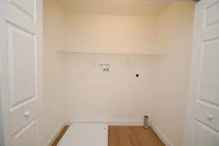 27B Griffin Rd, Hudson, NH 03051 - Photo 13