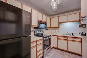 19 Saco St, Conway, NH 03813 - Photo 7