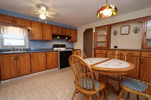 911 Camelot Dr, Exeter, NH 03833 - Photo 7