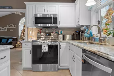 19 Colonial Drive, Londonderry, NH 03053 - Photo 23