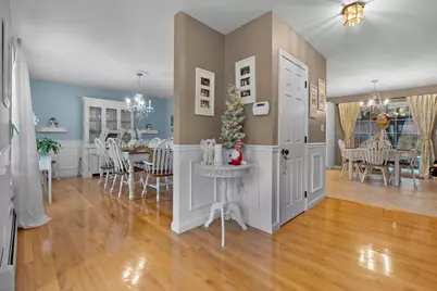 19 Colonial Drive, Londonderry, NH 03053 - Photo 17