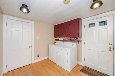27 Broad Street, Rochester, NH 03867 - Photo 19
