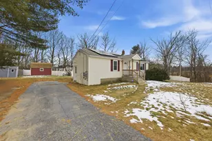 5 Railroad Ave, Rochester, NH 03867 - Photo 3