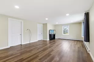 5 Railroad Ave, Rochester, NH 03867 - Photo 15