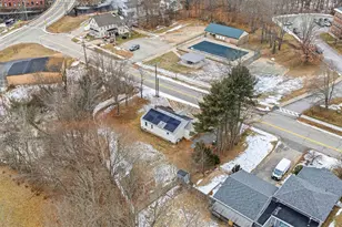 5 Railroad Ave, Rochester, NH 03867 - Photo 27