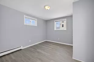 36 Essex St, Manchester, NH 03102 - Photo 23