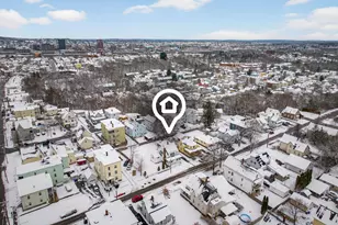 36 Essex St, Manchester, NH 03102 - Photo 7