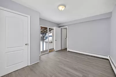 36 Essex Street, Manchester, NH 03102 - Photo 25