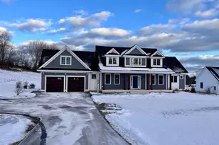 226 Oak St, Dover, NH 03820 - Photo 1